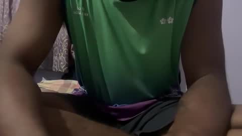 Snapshot of mananmathew95 chatting on 09.25.25 mananmathew95 online show from 09.25.25