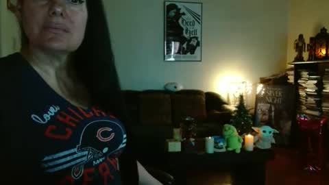 Snapshot of mandaloriangirlsfight chatting on 12.19.25 mandaloriangirlsfight online show from 12.19.25