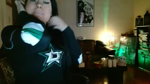 Snapshot of mandaloriangirlsfight chatting on 02.11.26 mandaloriangirlsfight online show from 02.11.26