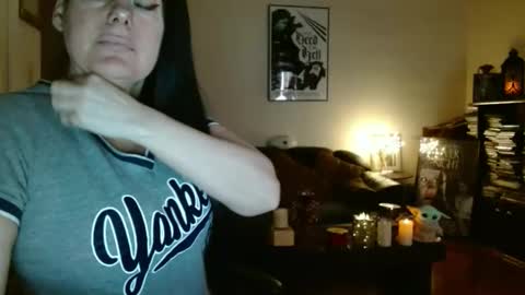 Snapshot of mandaloriangirlsfight chatting on 02.15.26 mandaloriangirlsfight online show from 02.15.26