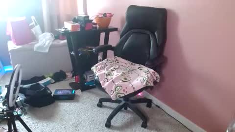 Snapshot of mandybabyxxx chatting on 05.17.26 MandyBabyXXX online show from 05.17.26