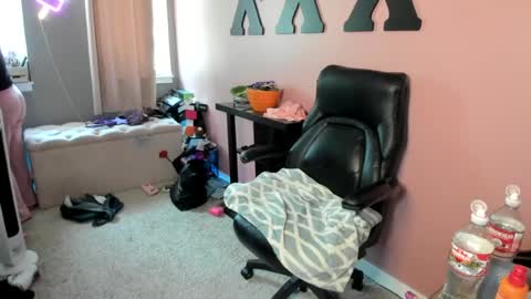 Snapshot of mandybabyxxx chatting on 07.18.26 MandyBabyXXX online show from 07.18.26