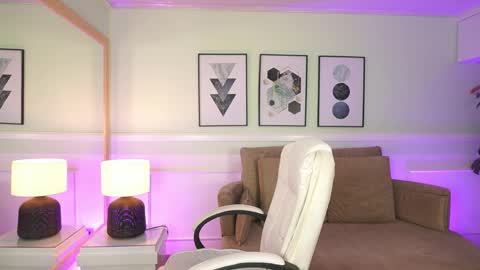 Mandy Collins online show from 03.25.26