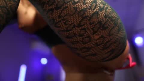 Snapshot of mandypeas chatting on 01.17.25 Anto Lovense is Active My pleasure is in your hands Private is Open online show from 01.17.25