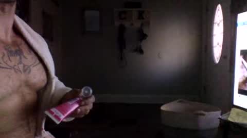 Snapshot of manmuscles3 chatting on 12.05.24 manmuscles3 online show from 12.05.24