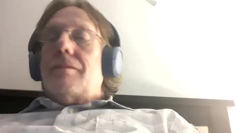 Snapshot of manofavalon chatting on 01.02.25 Man Of Avalon online show from 01.02.25