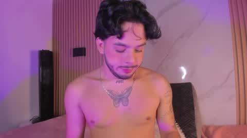 MANUEL Dont forget your thumbs up online show from 11.30.25