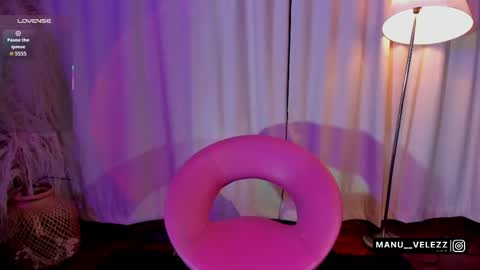 Snapshot of manu_nyx chatting on 06.01.26 manu velezz Help me to get to 100 thumbs ups Tip 25tks Rate me online show from 06.01.26