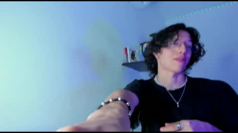 Manuel online show from 11.28.25