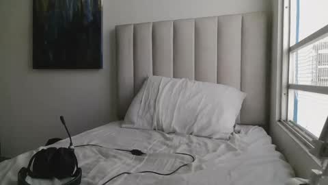 Manuel online show from 05.18.26