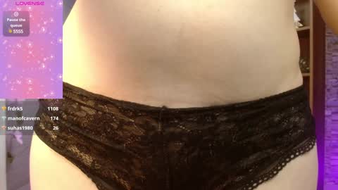 Snapshot of manue_bela chatting on 02.04.25 Angela online show from 02.04.25