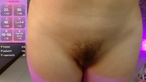 Snapshot of manue_bela chatting on 02.06.25 Angela online show from 02.06.25