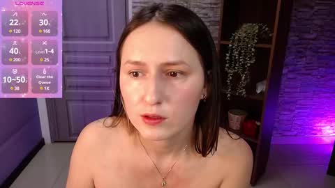 Snapshot of manue_bela chatting on 03.09.25 Angela online show from 03.09.25