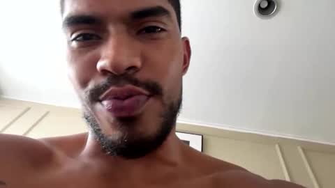 Manuel online show from 05.25.26