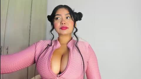 Snapshot of manuela_anderson chatting on 06.14.26 MANUELA online show from 06.14.26