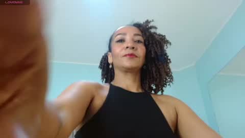 Snapshot of manuela_giraldo_ chatting on 07.22.26 Manuela Giraldo online show from 07.22.26