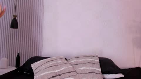 manuela_montes_ online show from 04.06.26