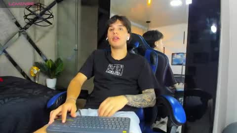 Manuel online show from 04.29.26