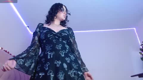 Snapshot of manumeow_ chatting on 01.20.25 Manu online show from 01.20.25