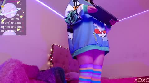 Snapshot of manumeow_ chatting on 01.25.25 Manu online show from 01.25.25