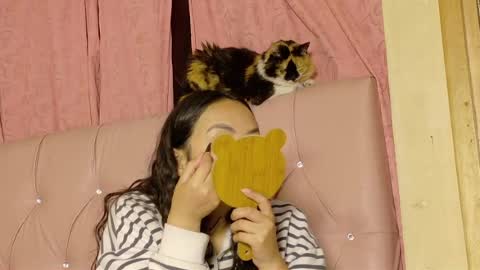 Snapshot of manumeow_ chatting on 07.23.26 Manu online show from 07.23.26