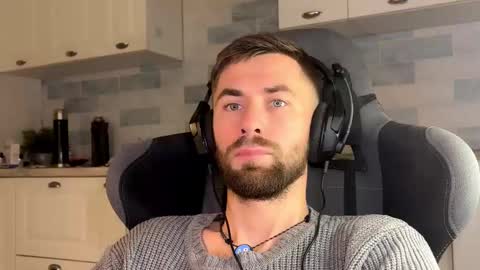 Manussa and Edward online show from 11.13.25