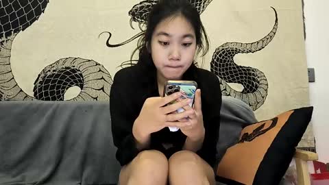 Snapshot of maodom chatting on 02.10.25 maodom online show from 02.10.25