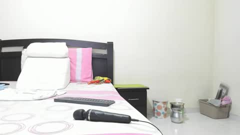 Mara online show from 09.17.25