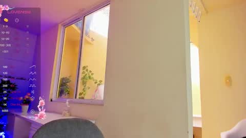 Snapshot of mara_jackson_ chatting on 12.04.24 MARA online show from 12.04.24