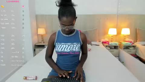 Mara Sinclair online show from 07.27.26