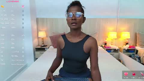 Mara Sinclair online show from 07.28.26
