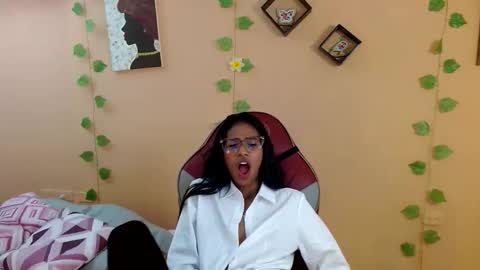 Snapshot of mara_summer chatting on 03.05.26 Mara 3 online show from 03.05.26