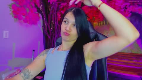 Mara Hanson online show from 01.12.26