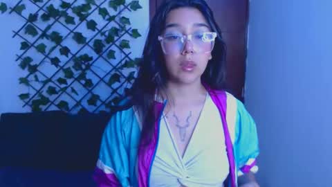 Snapshot of marce_bunny chatting on 11.26.25 Marcela online show from 11.26.25