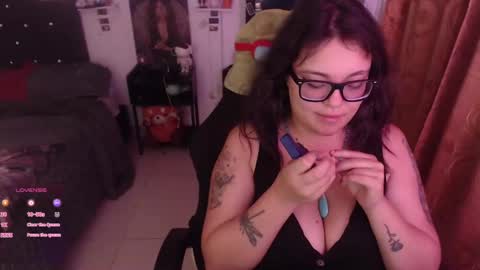 Snapshot of marcela2101 chatting on 02.25.25 marcela2101 online show from 02.25.25