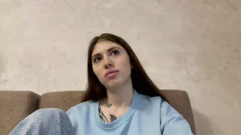Snapshot of marcielongsdorf chatting on 05.31.26 Mari online show from 05.31.26