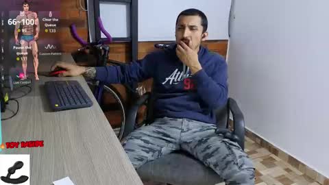 Marck  Independent model  online show from 10.20.25