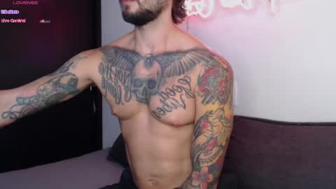 Snapshot of marco_allison43 chatting on 06.02.26 marco_allison43 online show from 06.02.26