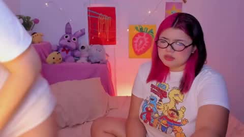 Snapshot of marcy_grey chatting on 05.15.26 danna online show from 05.15.26