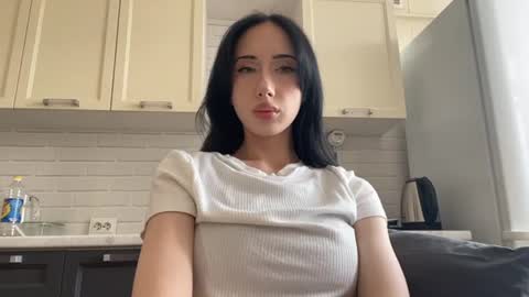 Isabella online show from 07.19.26