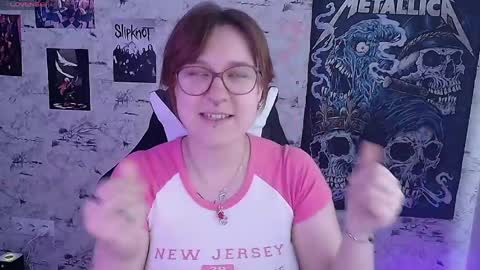 Snapshot of margaret_red chatting on 05.20.26 Margaret online show from 05.20.26