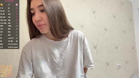 Snapshot of margaretawieczorek chatting on 06.18.26 Emily online show from 06.18.26