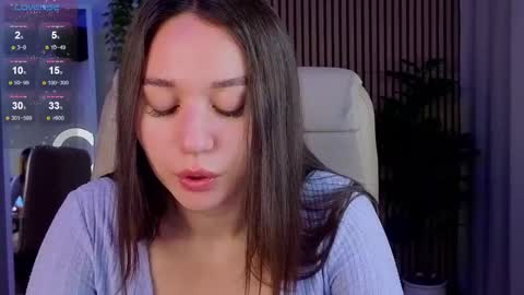 Snapshot of margo__ness chatting on 10.14.25 Mag online show from 10.14.25