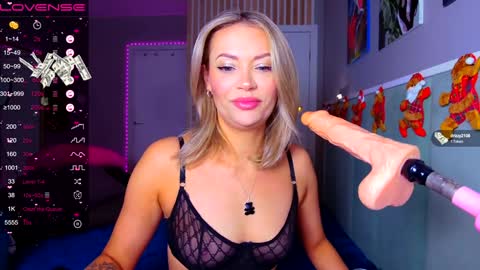 Snapshot of margohotty chatting on 12.25.24 Margo for you   online show from 12.25.24