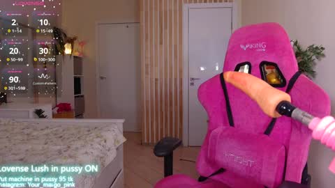 Snapshot of margohotty chatting on 04.06.26 Margo for you online show from 04.06.26