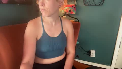 Elle online show from 11.18.25