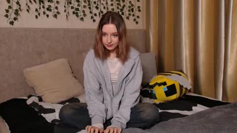 Snapshot of margorozentals chatting on 02.10.25 Margo online show from 02.10.25