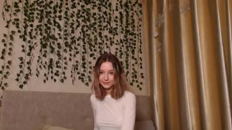 Snapshot of margorozentals chatting on 02.10.25 Margo online show from 02.10.25