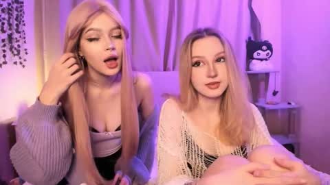 Snapshot of margorozentals chatting on 10.08.25 Margo online show from 10.08.25