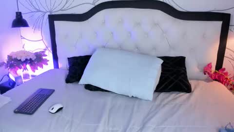 Margot  online show from 02.05.26